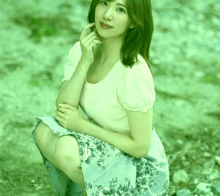Abril Constantina escort
