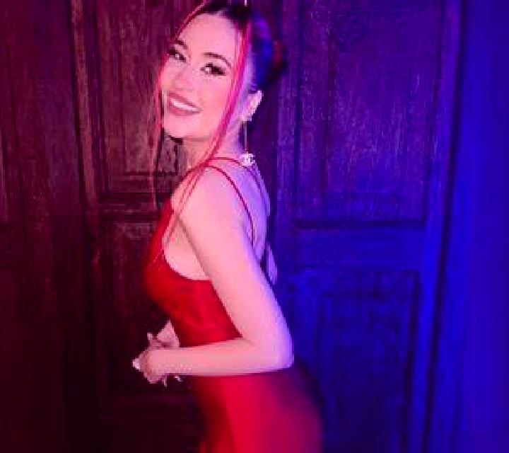 Abril Esplegares escort