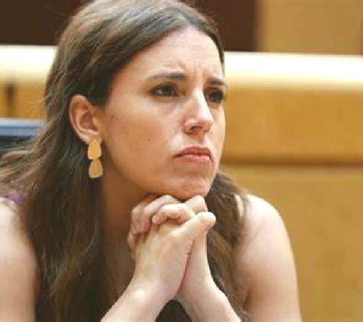 Abril Zizur Mayor escort