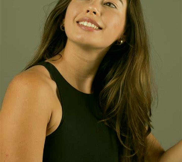 Adriana 2 Mainar escort