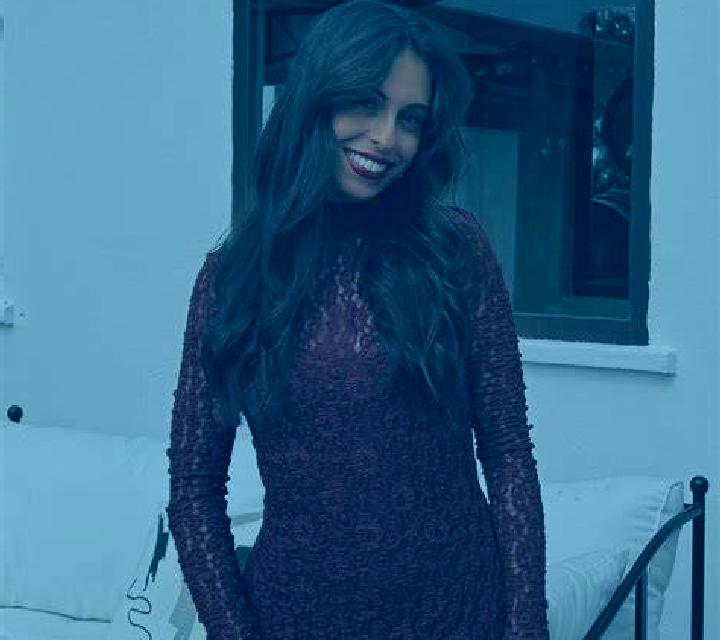 Alba Avia escort