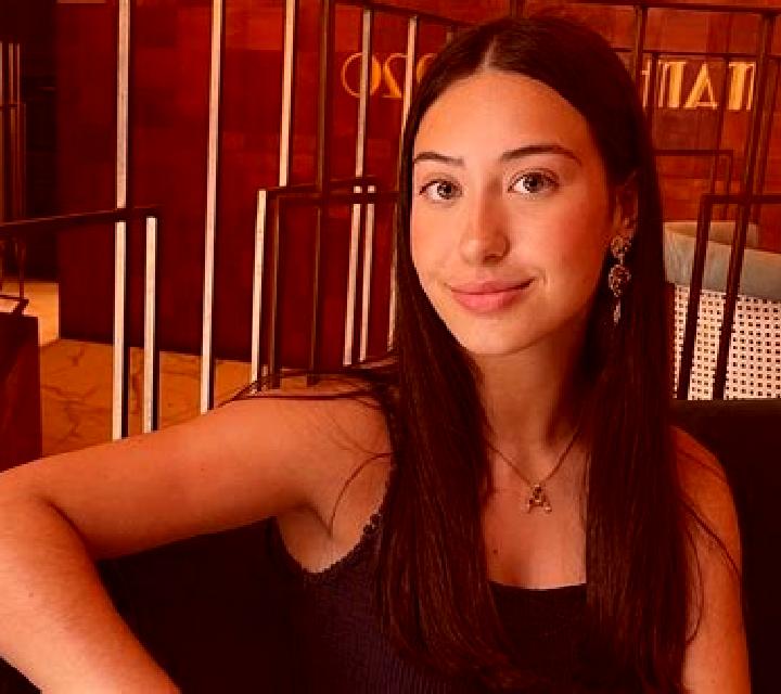 Alba Casas de Fernando Alonso escort