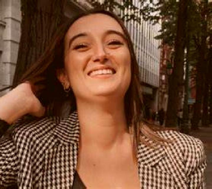 Alba Torres de Barbues escort