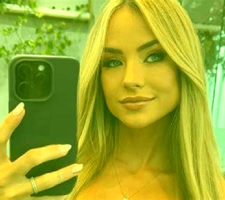 Alejandra Espera escort