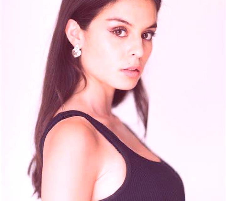 Antonella Camarena escort