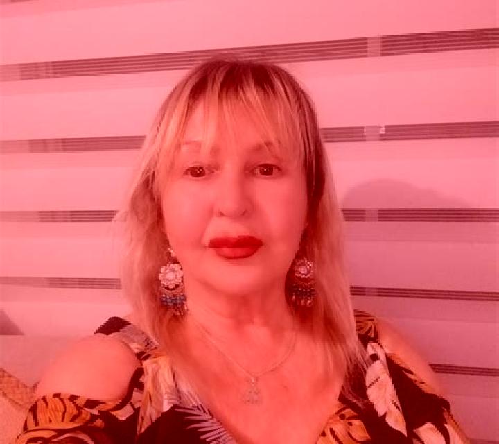 Aurora 2 Paredes de Siguenza escort