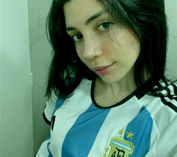 Camila 2 Biota escort