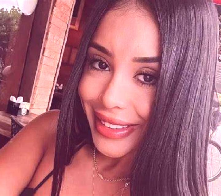 Camila 3 Los Corrales escort