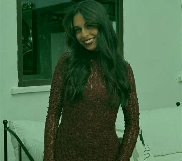 Carla Valencia de Alcantara escort
