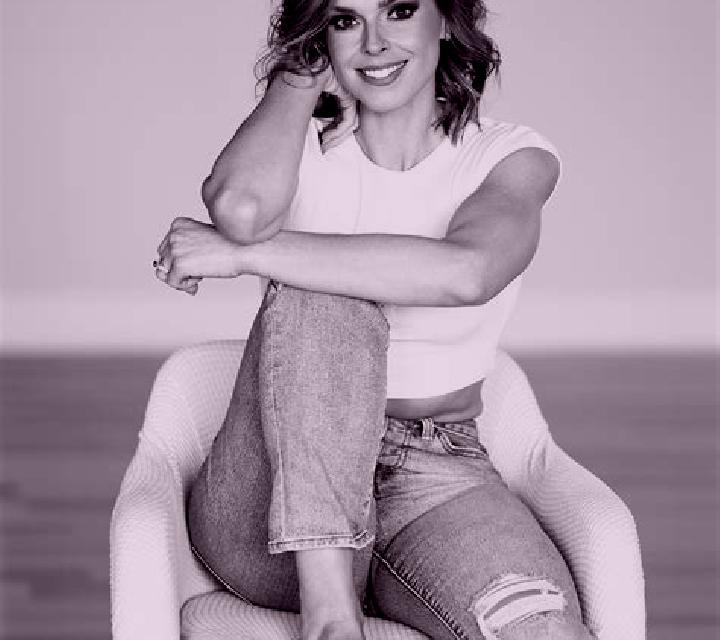 Carmen 3 Lerin escort
