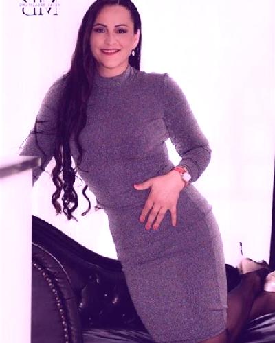 Cecilia 2 Avia escort