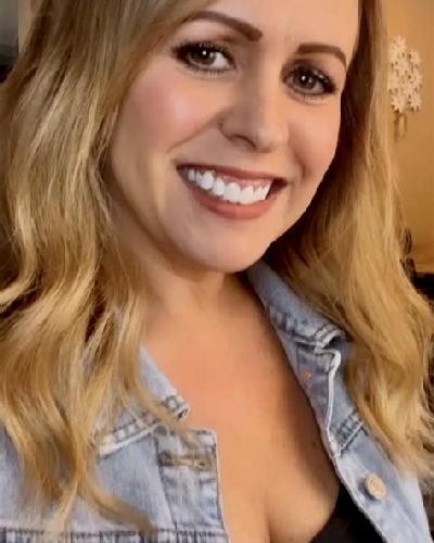 Cecilia Escatron escort