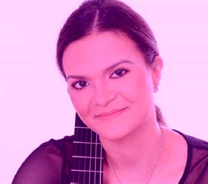 Cecilia Macastre escort