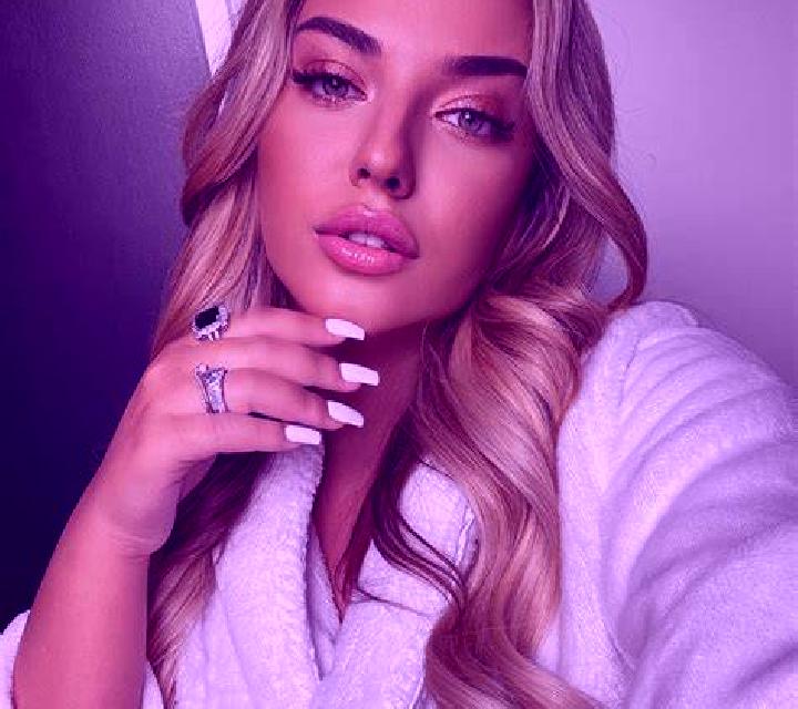 Cecilia Valdemora escort