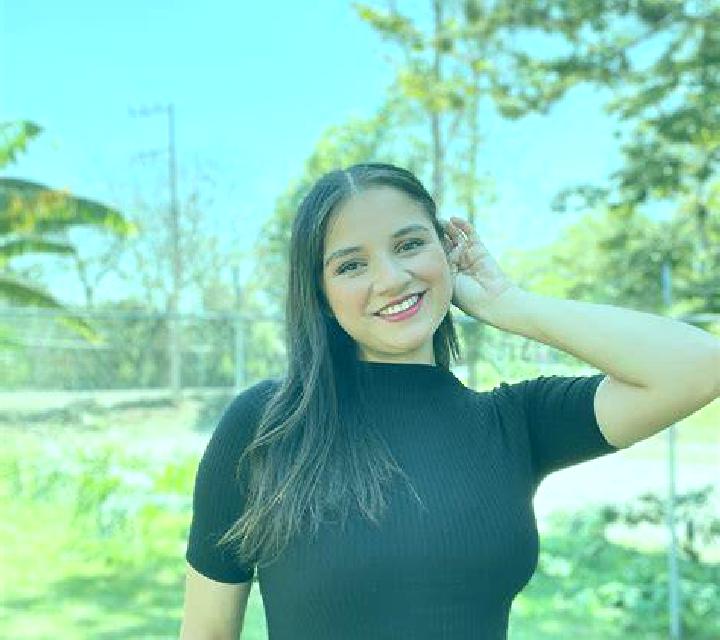 Claudia Alarilla escort