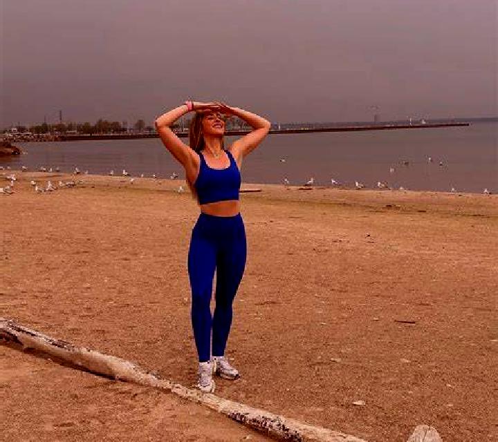 Claudia l Armentera escort