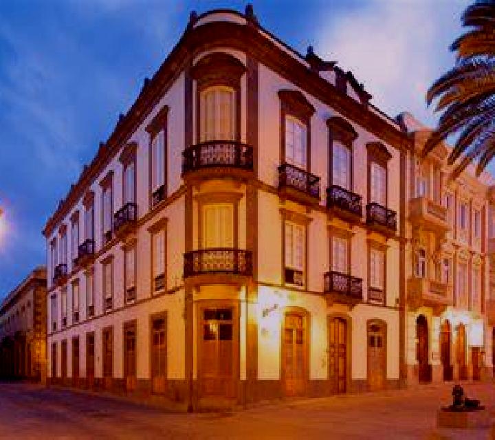Cristina Valga escort