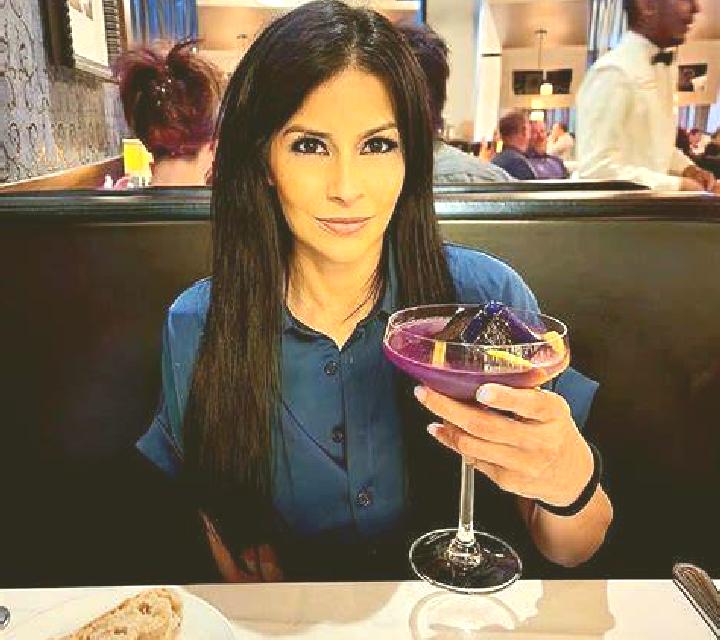 Daniela 2 Checa escort