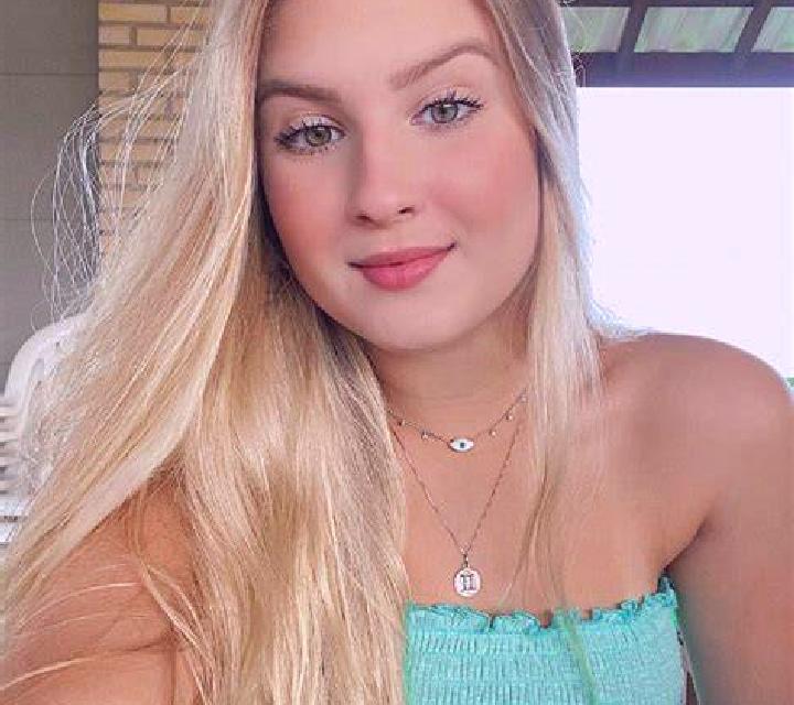 Daniela Ruesga escort
