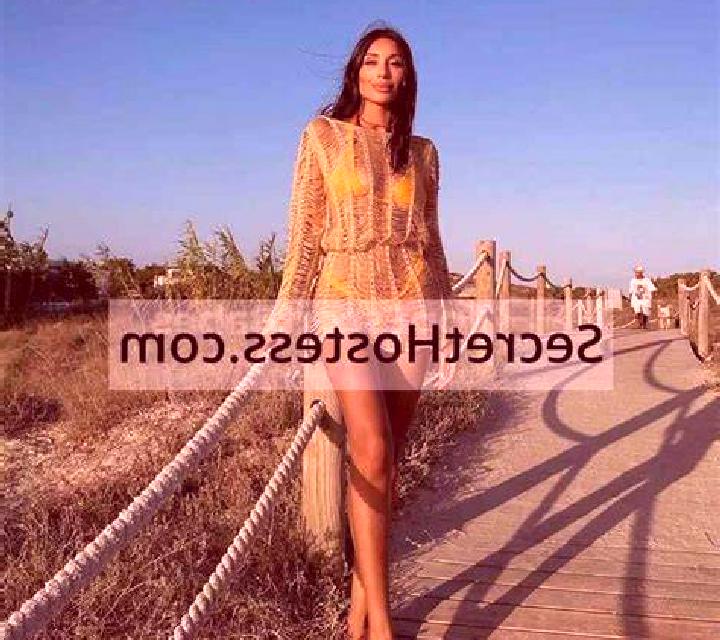 Elena 2 Ager escort