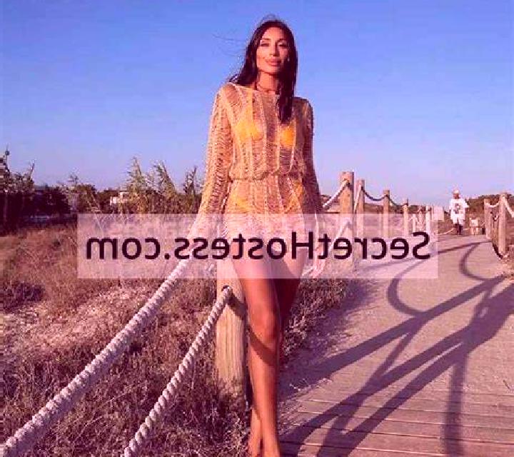 Elena 3 Coripe escort