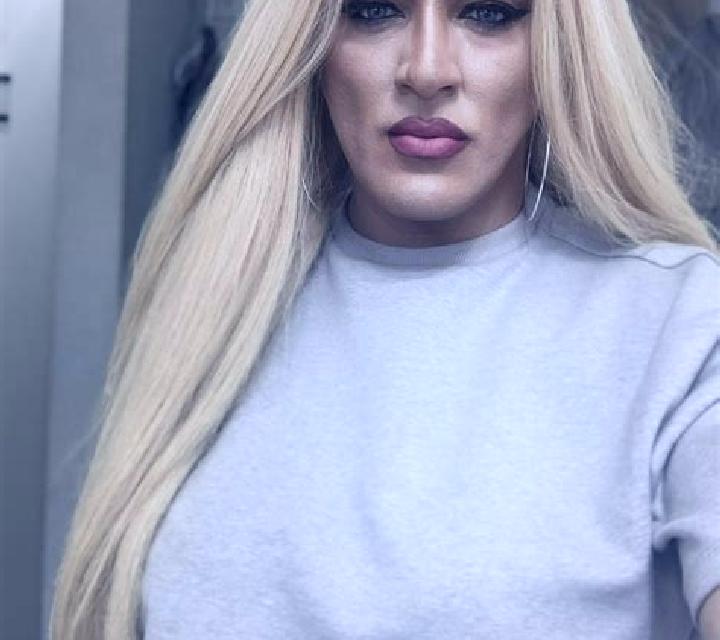 Elena Almendralejo escort