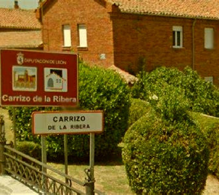 Elena Sanlucar la Mayor escort