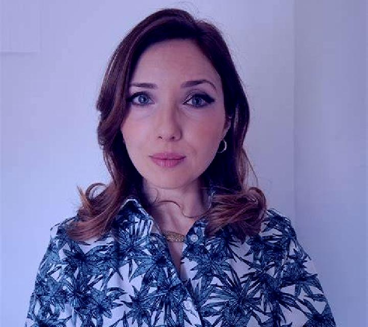 Emilia 3 Rianu escort