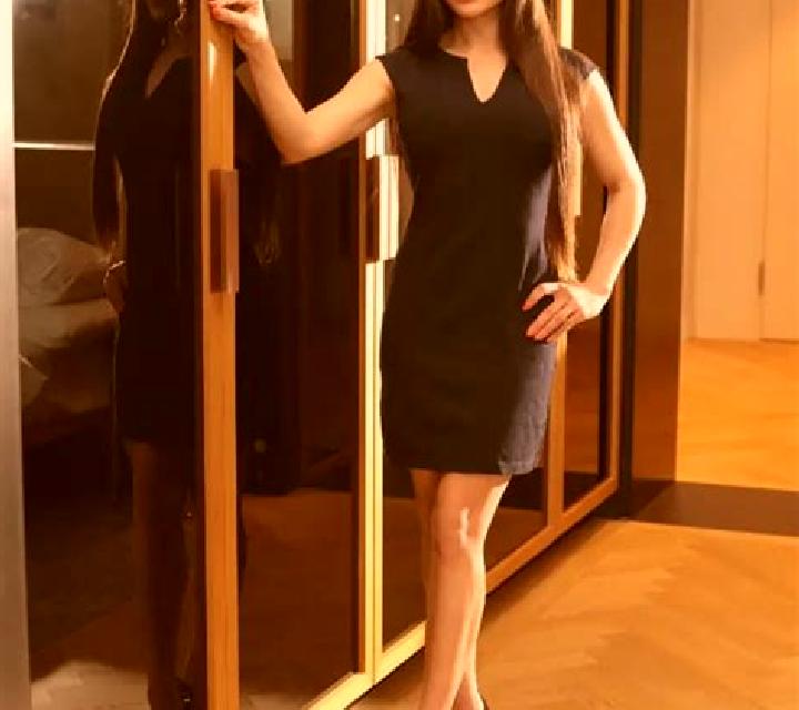 Emilia Aviles escort