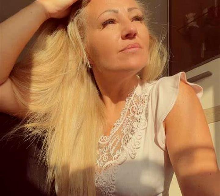 Emilia Castilla escort