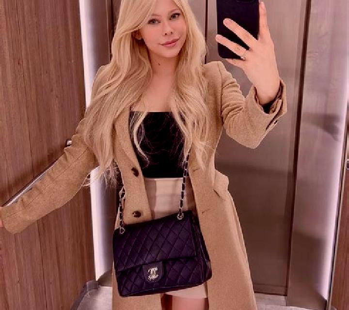 Emilia Gaztambide escort
