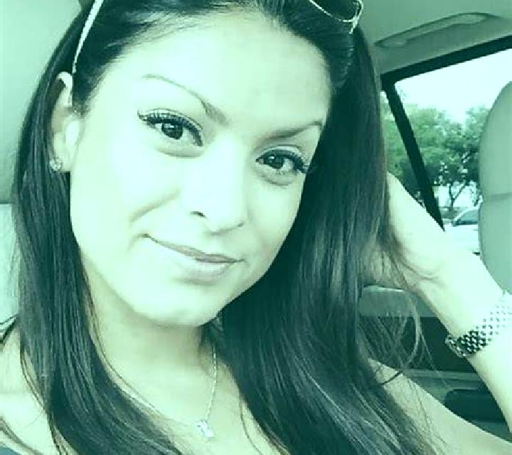 Estrella Laracha escort