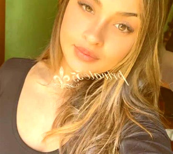 Estrella Navia de Suarna escort