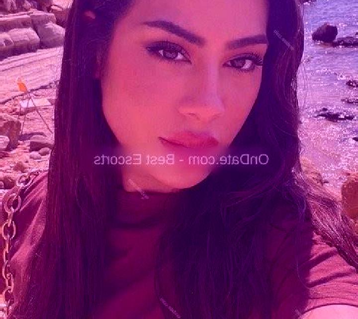 Florencia Coria escort
