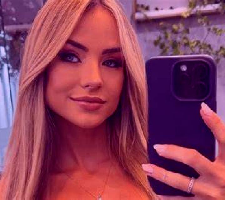 Florencia Remolinos escort