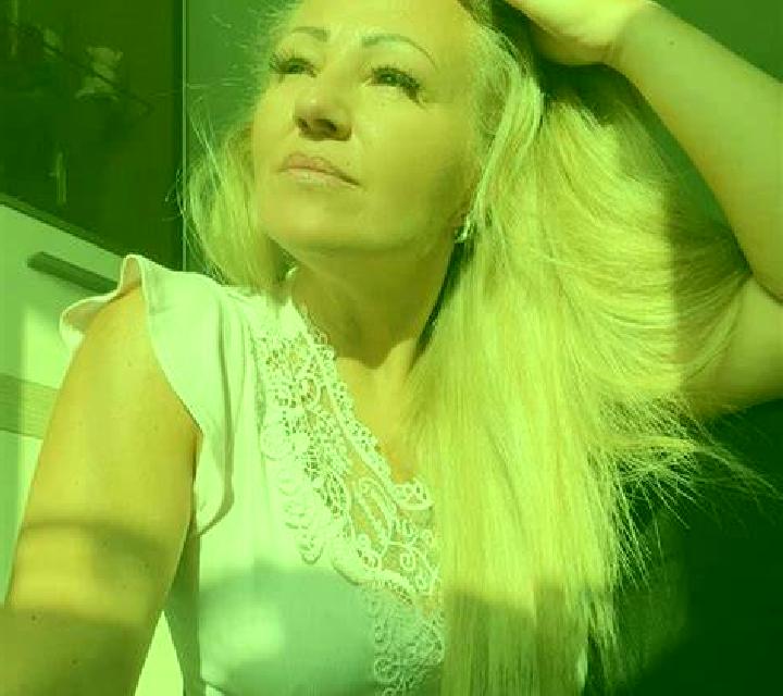 Gabriela Torres del Rio escort