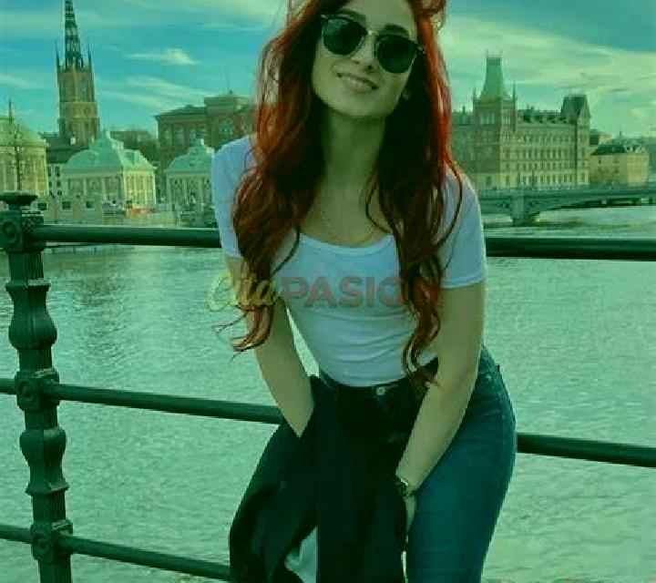 Gabriela Valdehuncar escort