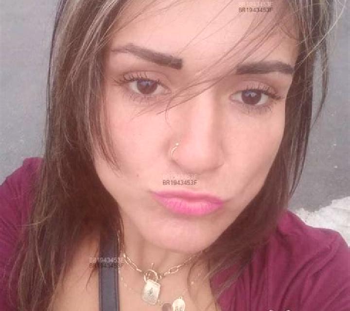 Giulia Canoves i Samalus escort