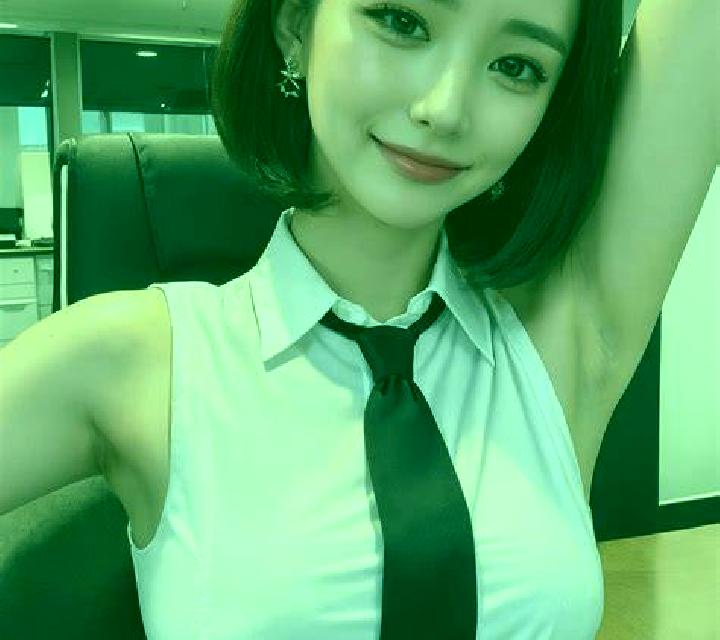 Giulia Santa Croya de Tera escort