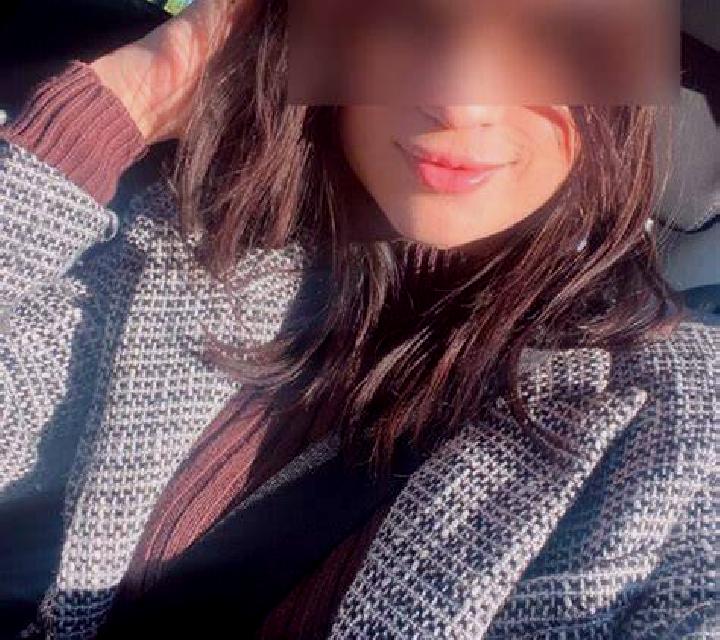 Isabela 3 Mombuey escort