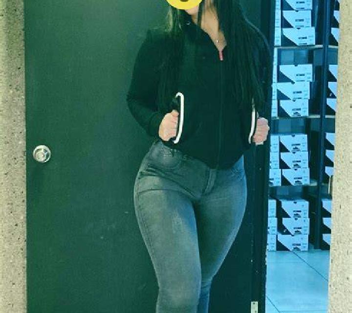 Isabella 3 Cedrillas escort