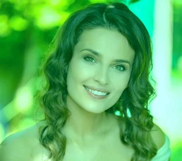 Isabella Molacillos escort
