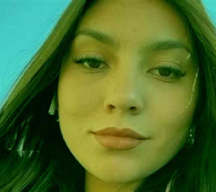 Julia Cerecinos de Campos escort