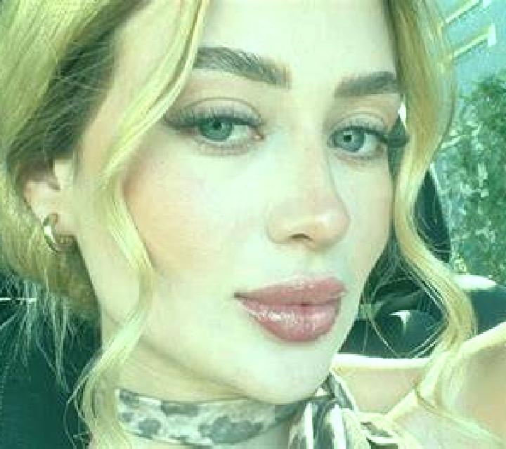 Julia Cobos de Fuentiduena escort