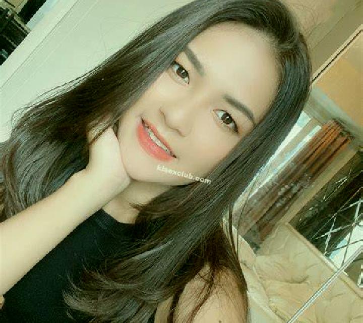 Julia Monistrol de Montserrat escort