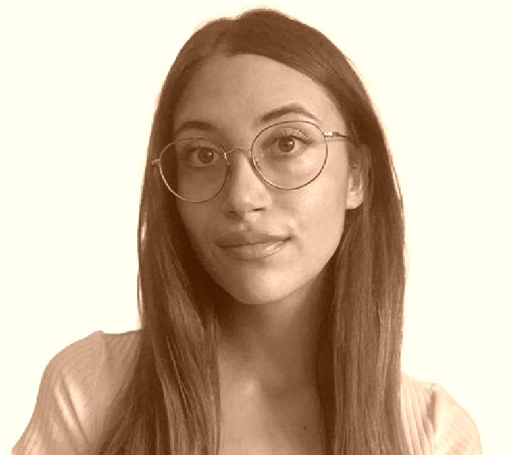 Julia Rios escort