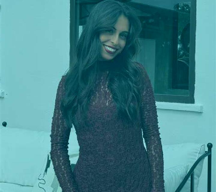 Katia Manises escort