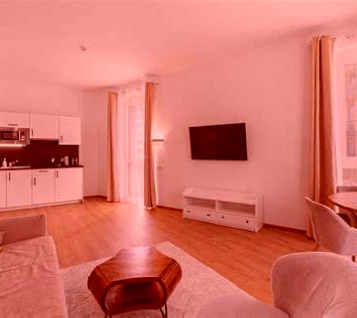 Laia 2 Orusco escort