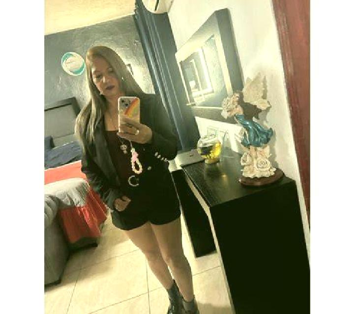 Lola 3 Flix escort