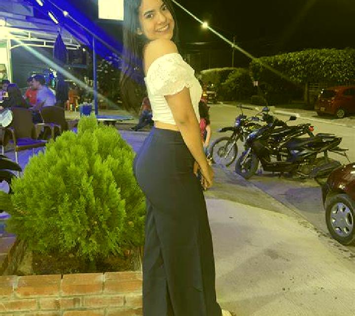 Lorena 3 Pau escort